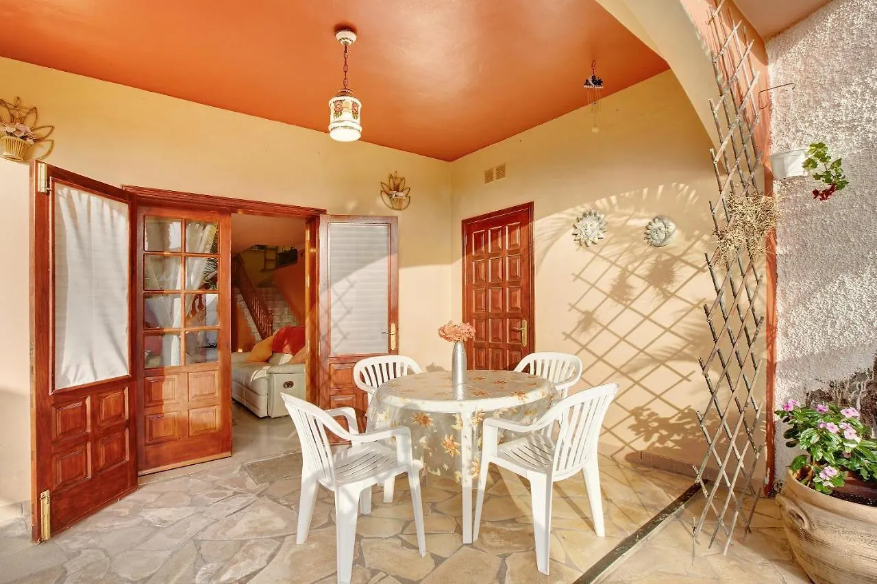 Casa Petite Paradise La Laguna  Holiday home La Laguna (Tenerife)