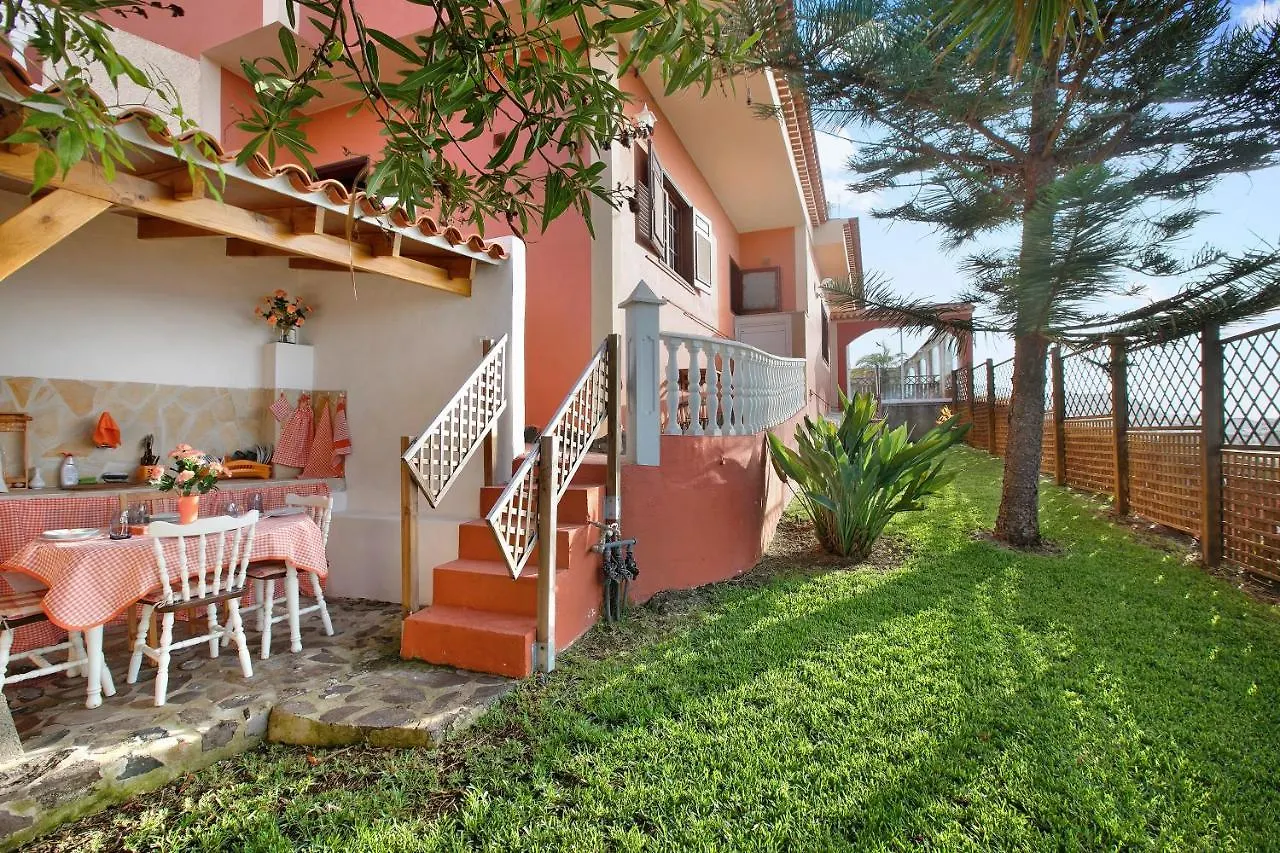 Casa Petite Paradise contacts